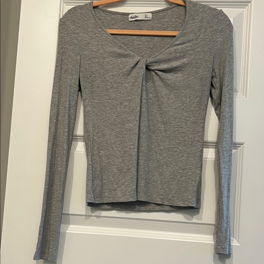 Elodie Heather Gray Twist-Front Blouse.                               NWOT